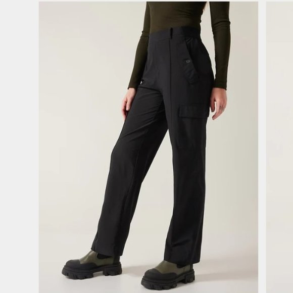 Athleta Vienna Cargo Pant Size 12 NWT in Black - Picture 2 of 16